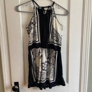 Patterned romper